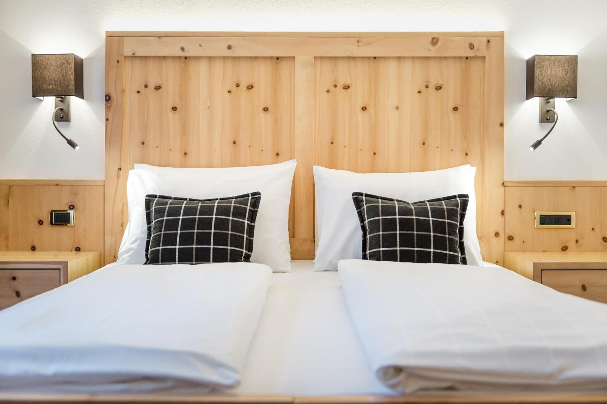 Hotel Des Alpes La Villa  Zewnętrze zdjęcie