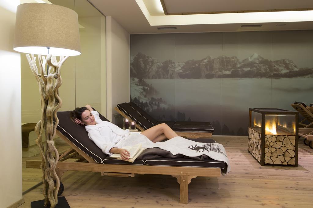 Hotel Des Alpes La Villa  Zewnętrze zdjęcie