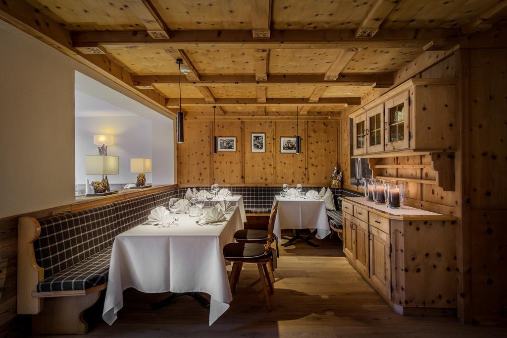 Hotel Des Alpes La Villa  Zewnętrze zdjęcie