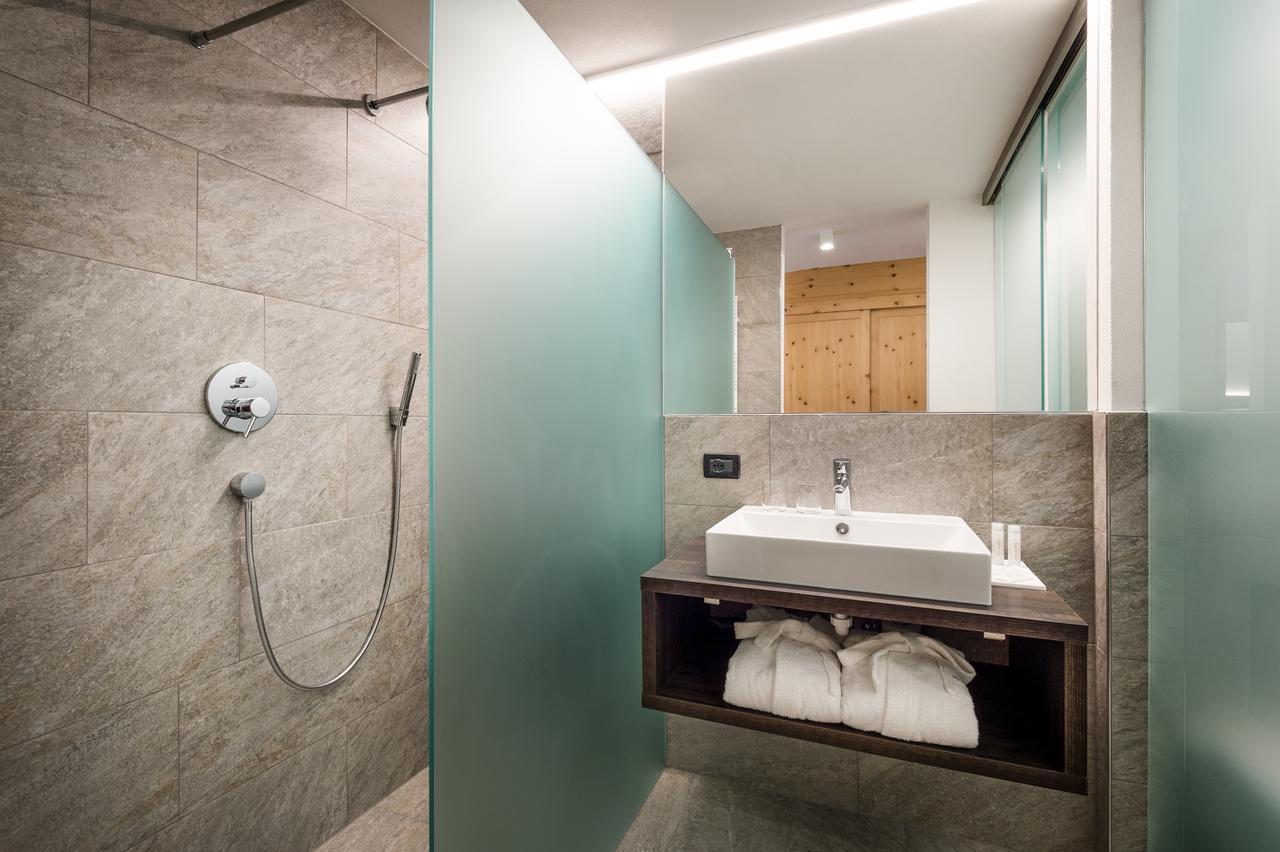 Hotel Des Alpes La Villa  Zewnętrze zdjęcie