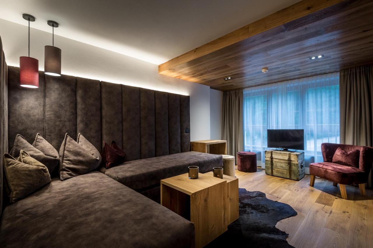 Hotel Des Alpes La Villa  Zewnętrze zdjęcie