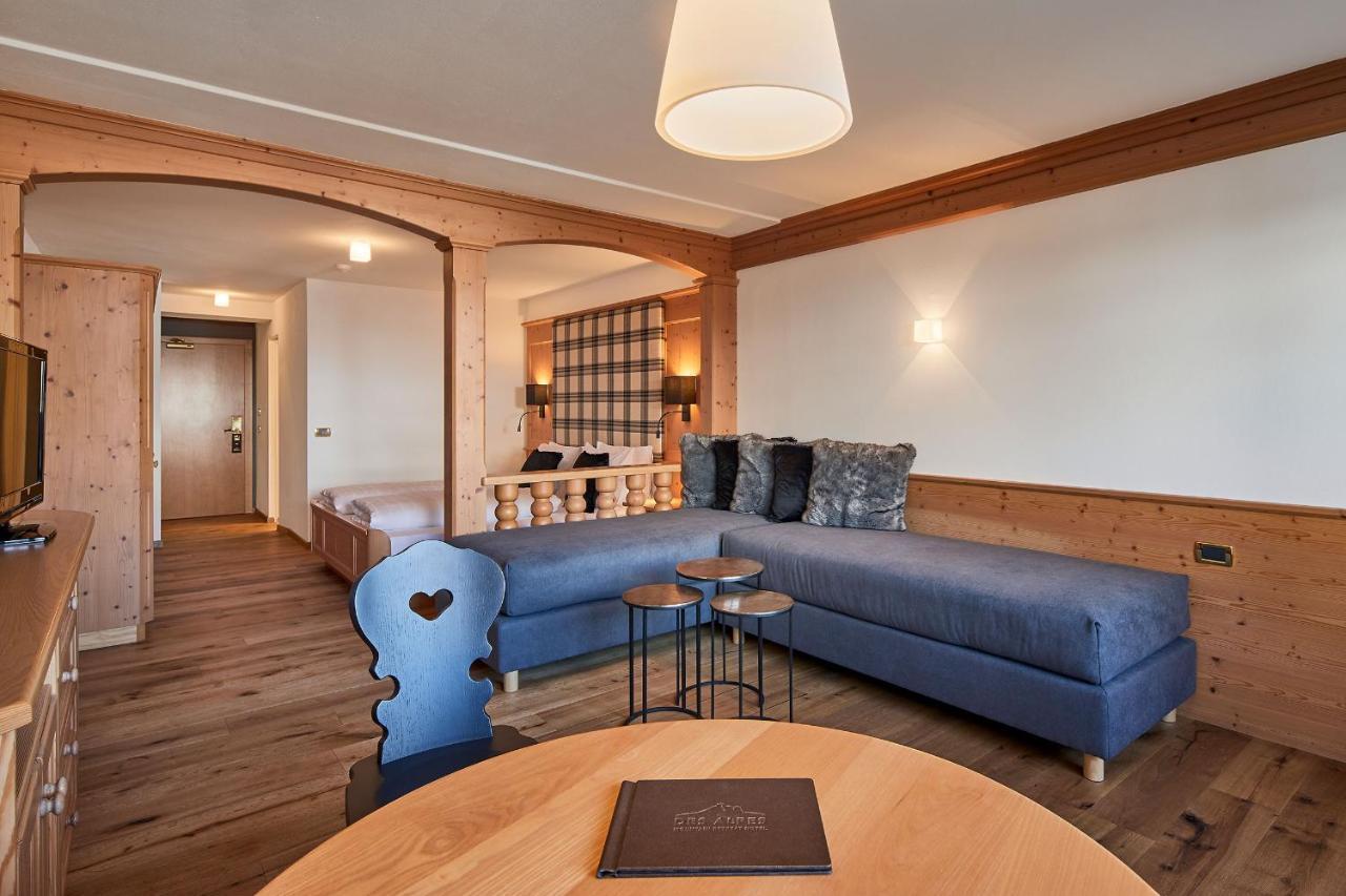 Hotel Des Alpes La Villa  Zewnętrze zdjęcie